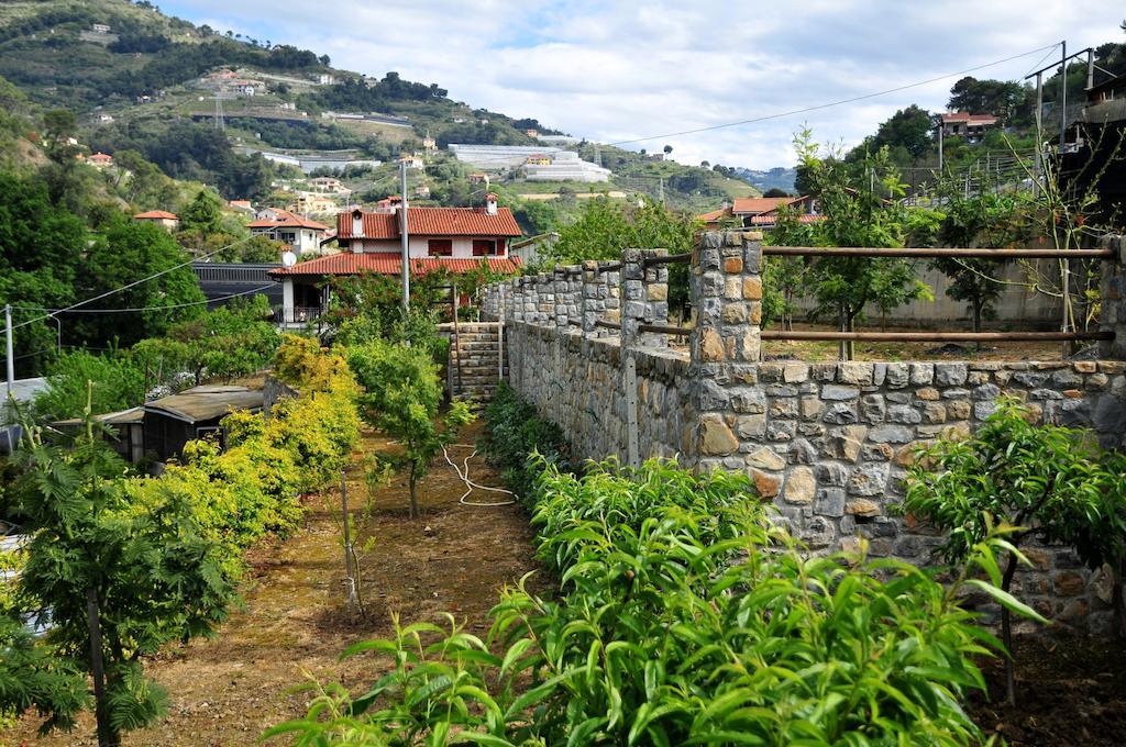 Le Rose Villa San Biagio della Cima Exterior foto